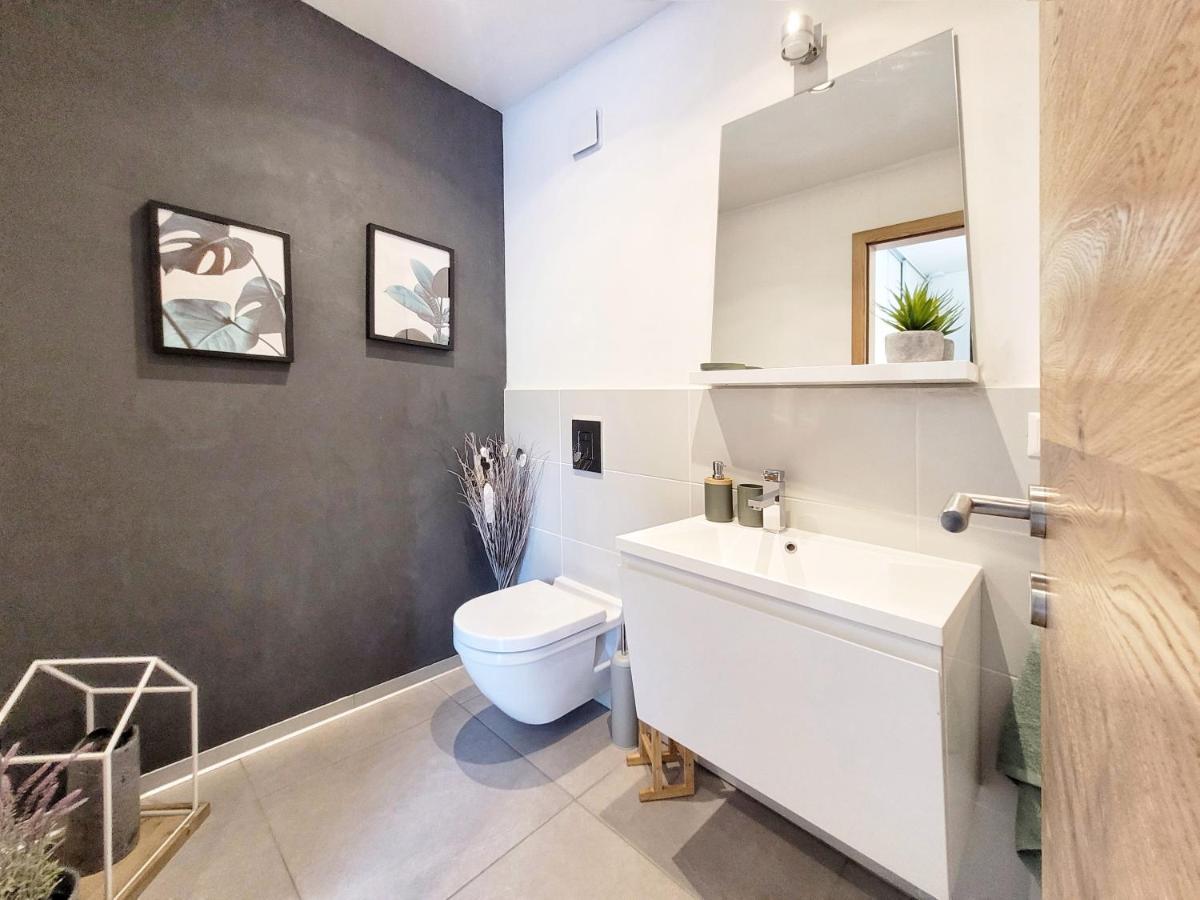 Montreux Holiday Home מראה חיצוני תמונה