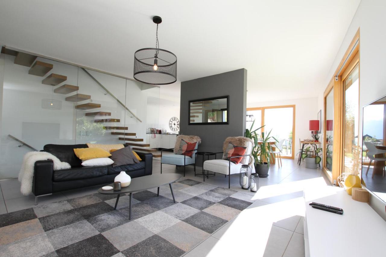 Montreux Holiday Home מראה חיצוני תמונה