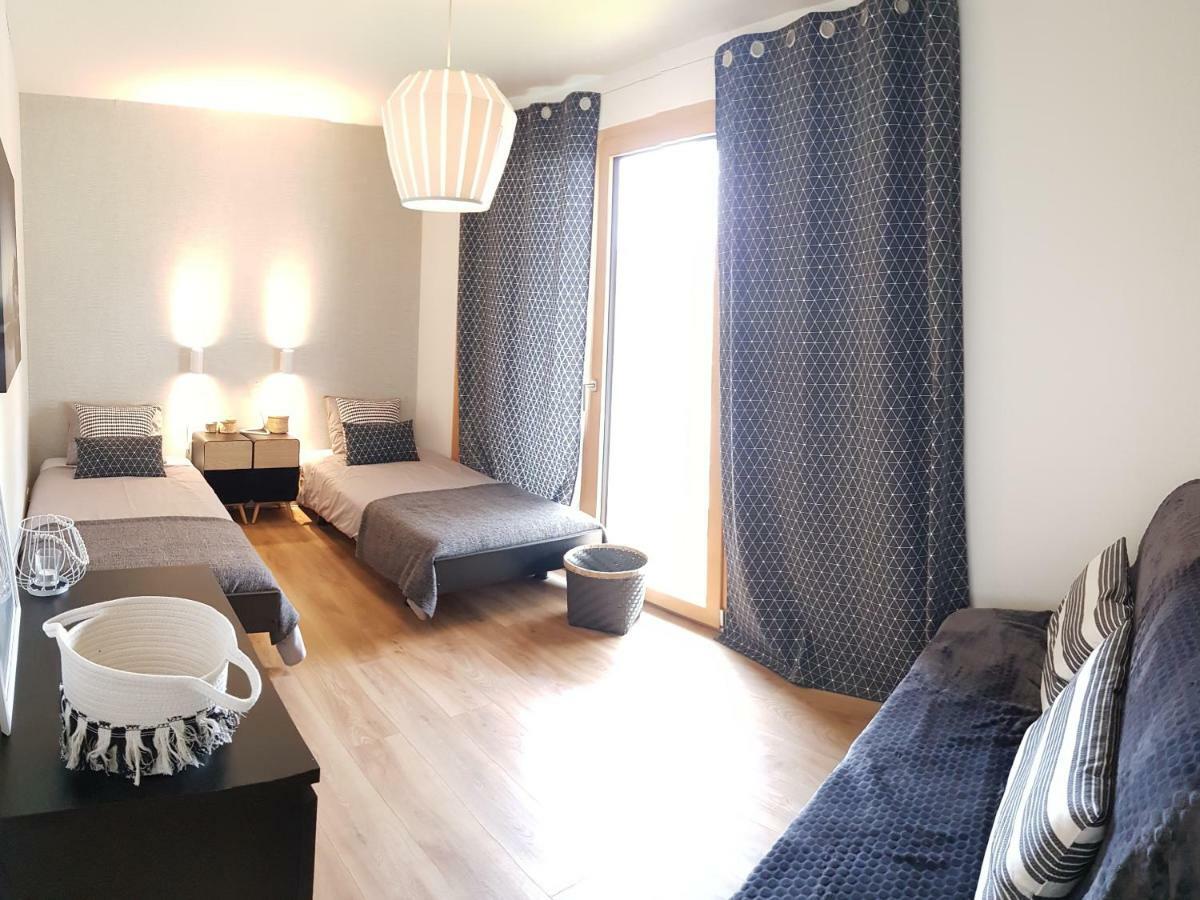 Montreux Holiday Home מראה חיצוני תמונה
